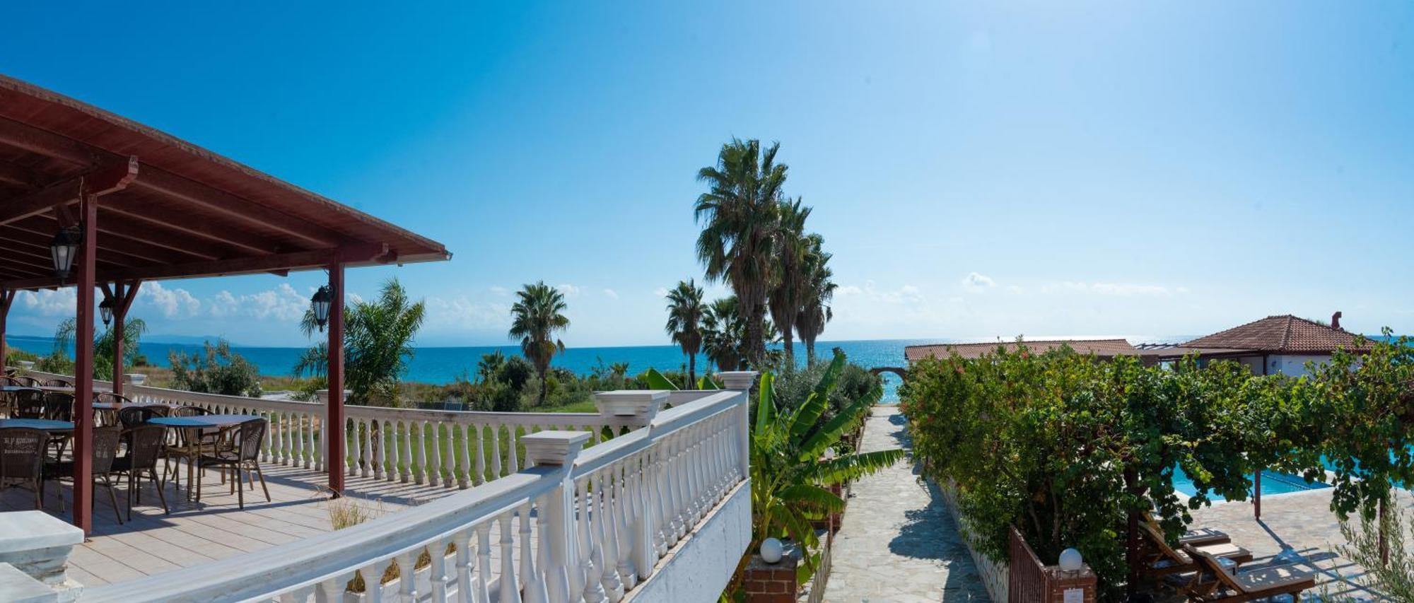 Poseidon Beach Hotel Kastrosikia Bagian luar foto