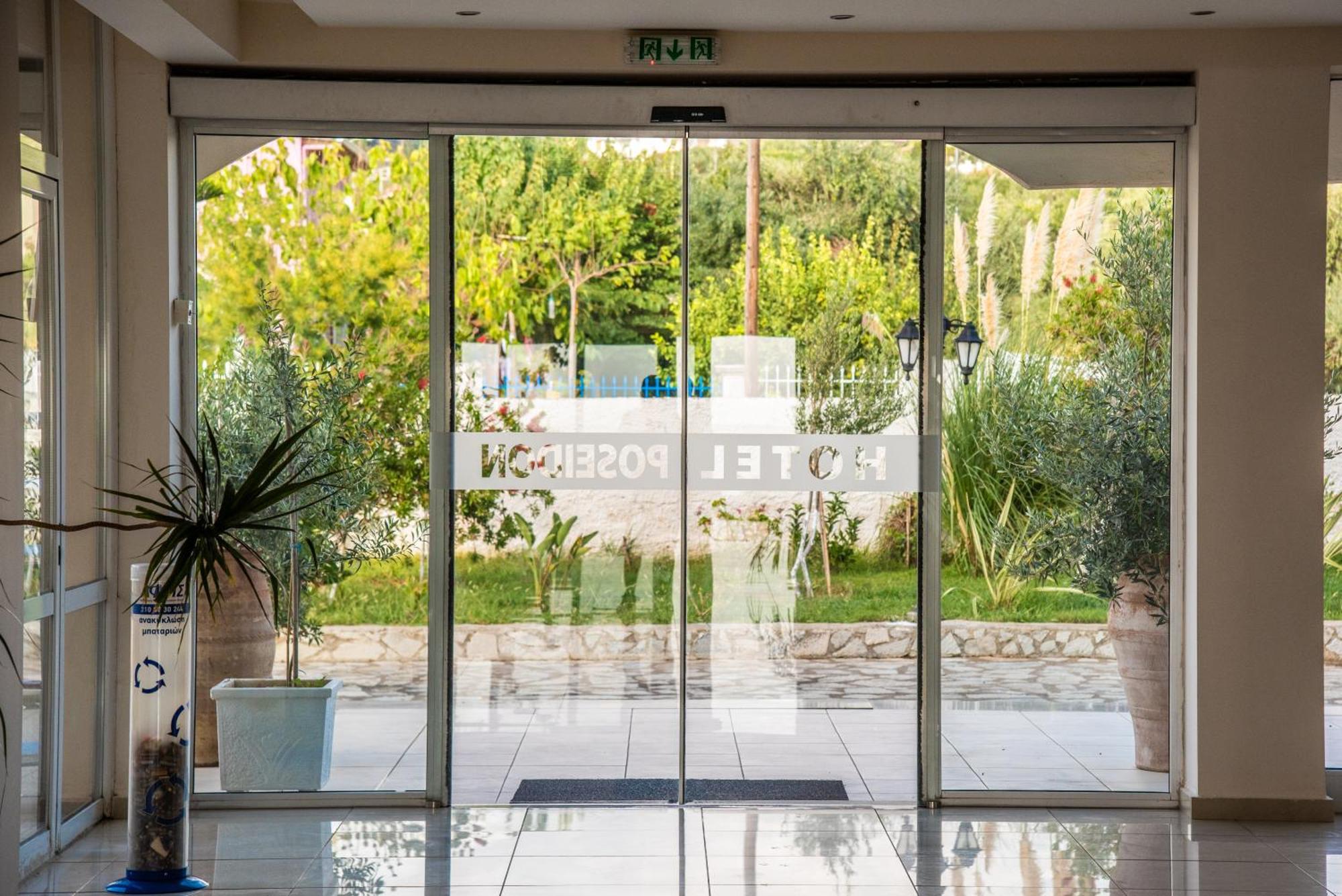 Poseidon Beach Hotel Kastrosikia Bagian luar foto