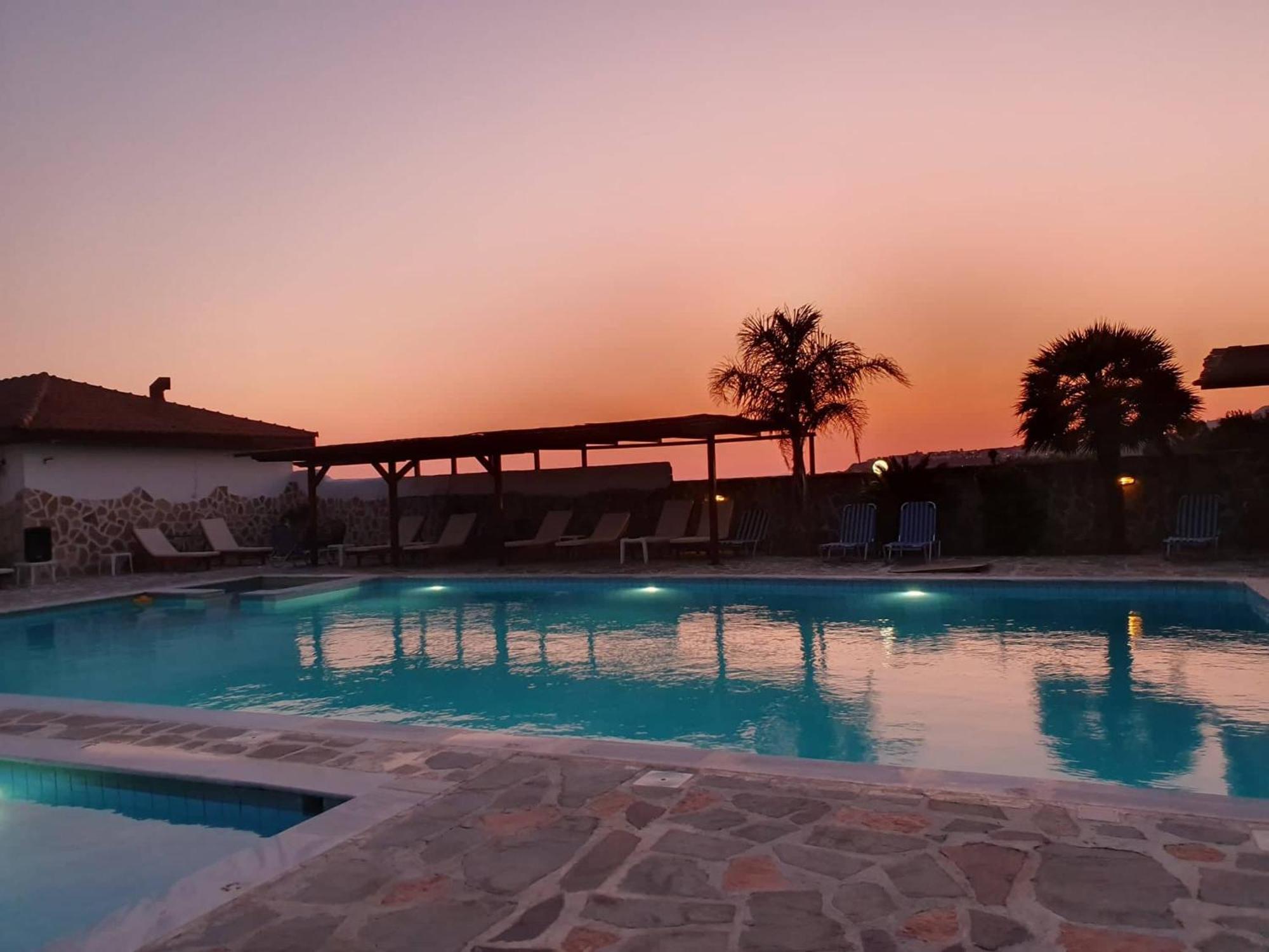 Poseidon Beach Hotel Kastrosikia Bagian luar foto