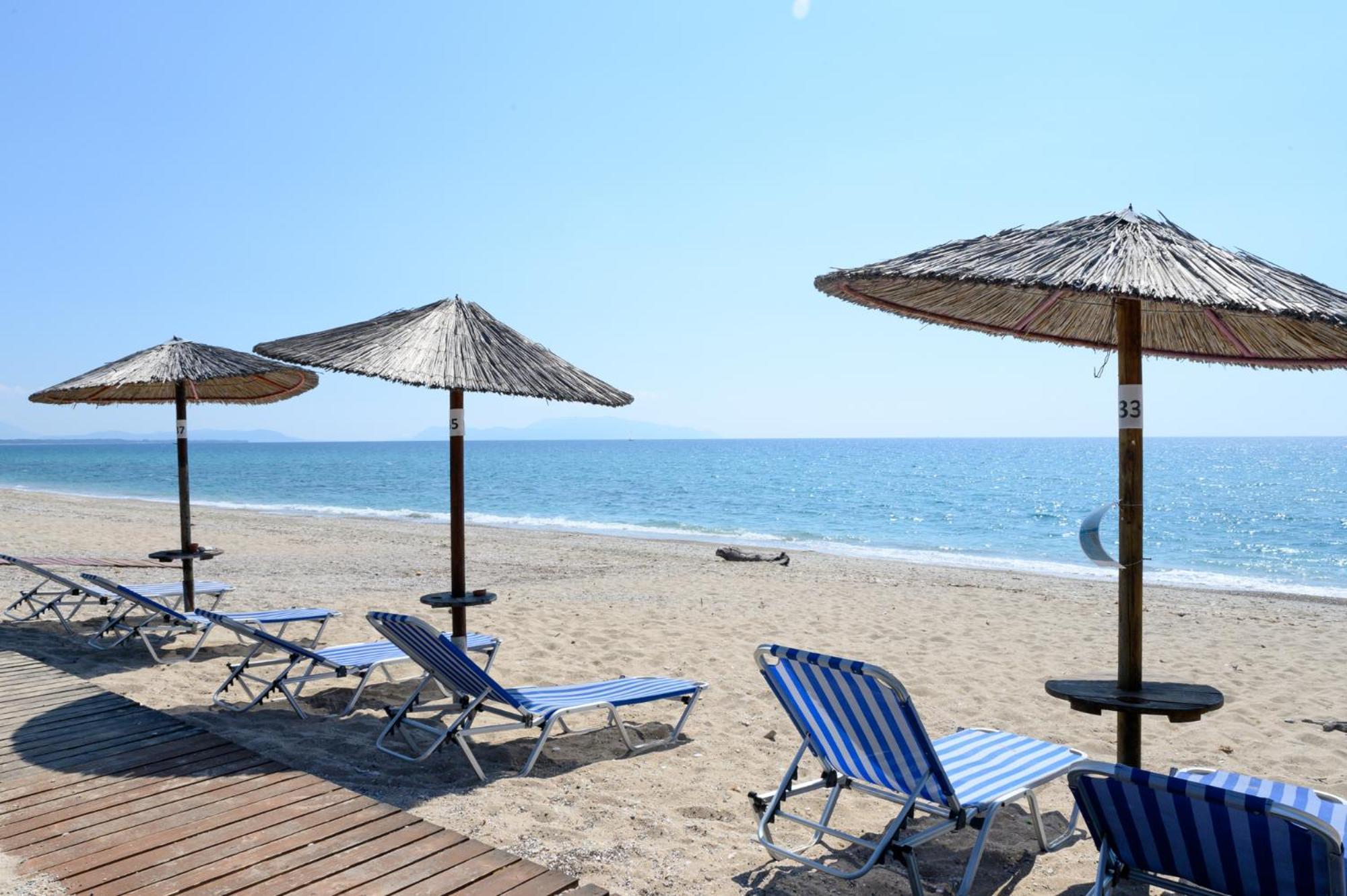 Poseidon Beach Hotel Kastrosikia Bagian luar foto