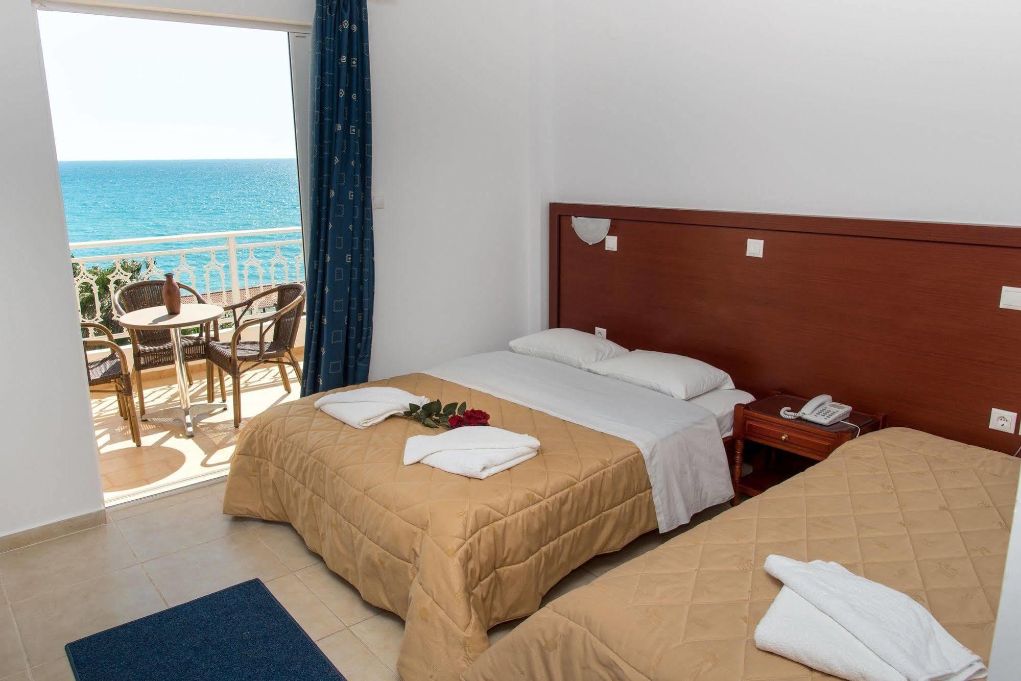 Poseidon Beach Hotel Kastrosikia Bagian luar foto